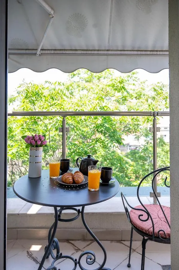 아파트 Sunny Studio With A View In Top Center 소피아 불가리아
