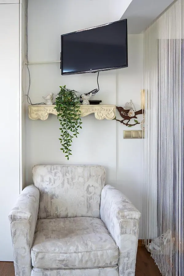 Sunny Studio With A View In Top Center София Апартаменты